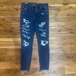 American Eagle Outfitters Women's Dark Blue Distressed Skinny Jeans